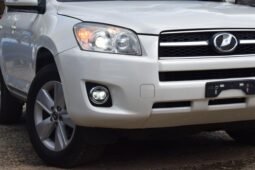 
										TOYOTA RAV4 full									